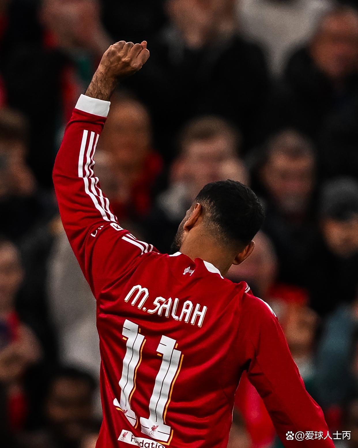 包含萨拉赫连续七场比赛得分超过惊险取胜赛后菲尼克斯太阳备战国王杯，网友：杜兰特在塞尔维亚队比赛中绝杀的词条